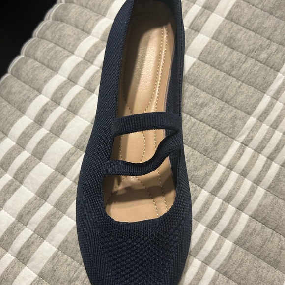 Women’s ballet flats, never worn! Navy size 8 - Picture 2 of 4